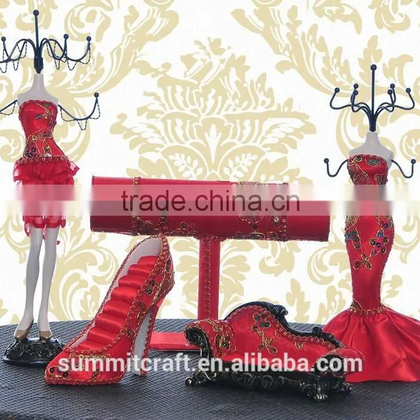 Embroidery Jewelry Set Display Wedding Jewelry Figurine Set photo-2