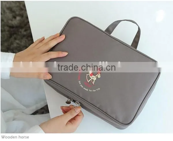 Factory Hanging Makeup Bag and Travel Toilet Cosmatic Bag photo-2