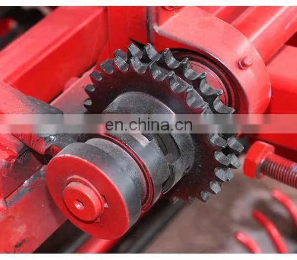 Mini Tractor Potato Harvester Onion Harvester for Sale Peanut Combine Harvester photo-6