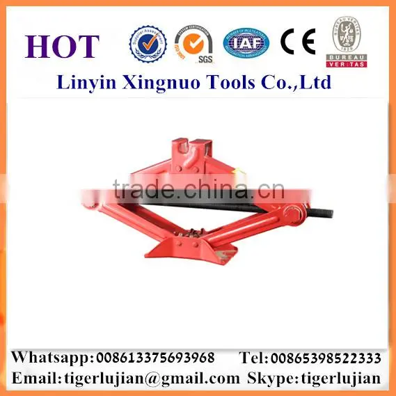 China Famous Brand Name Xingnuo 1.5-ton Capacity Red Color Portable Scissor Jack