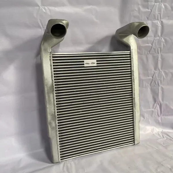 Radiator Pop-ups FAW J6 Truck Intercooler 1119010-D9800 Auto Cooling System photo-2