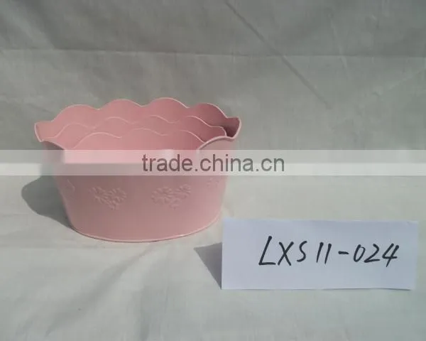 PINK PETALING Bucket