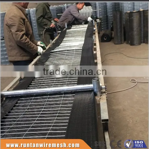 Woven Black Landscape Fabric Welded Wire Mesh and PP Landscape Fabric 14 ga Welded Wire With Silt Fence (UV Resistance) photo-2
