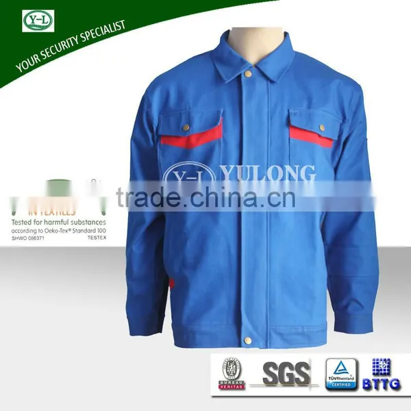 China Waterproof Workwear for Sale With Three Proof Water Repellent Fabric