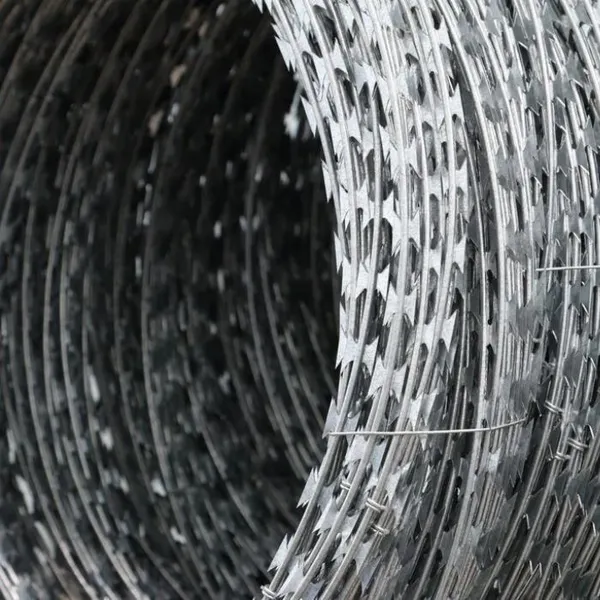 Galvanized Custom 500 m Barbed Wires Coil Barbed Wire Price Lowest Safety Protection Barbwire Barbed Wire photo-5