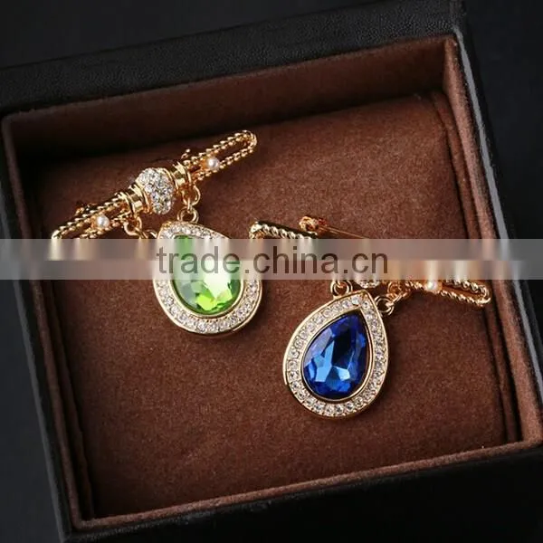 Vintage Multicolor Big Cheap Crystal Diamond Brooch photo-2