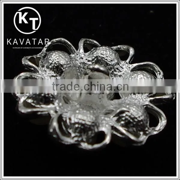 Good Quality NK017 Metal Flower Lead Free Metal Shank Rhinestone Buttons photo-4