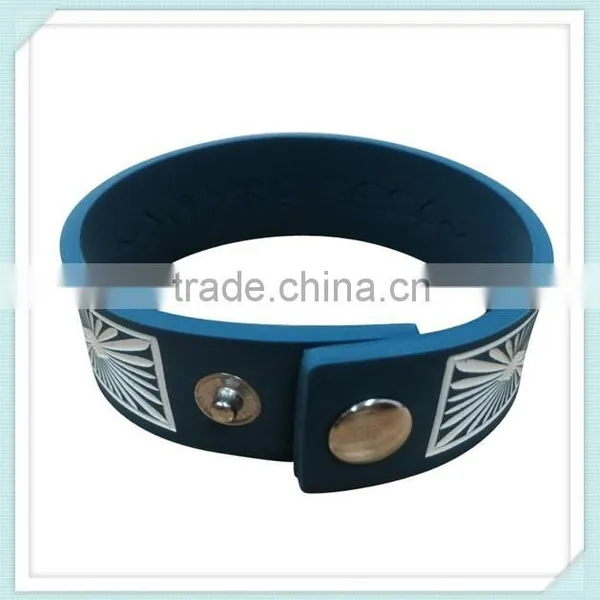 Fashion Bracelet Custom Adjustable Rubber Band Bracelet Maker photo-3