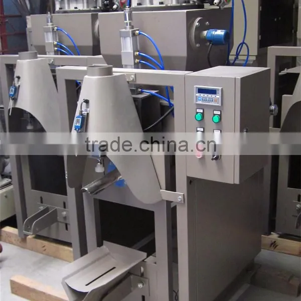 High Precision Pneumatic 0.2% Valve Bag Gypsum Powder Packing Machine photo-2