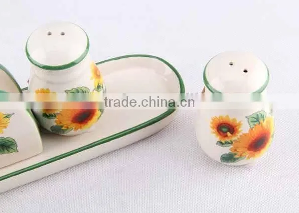 New Design Hot Selling Cruet Set With Napkin Holder Ceramic Set photo-4