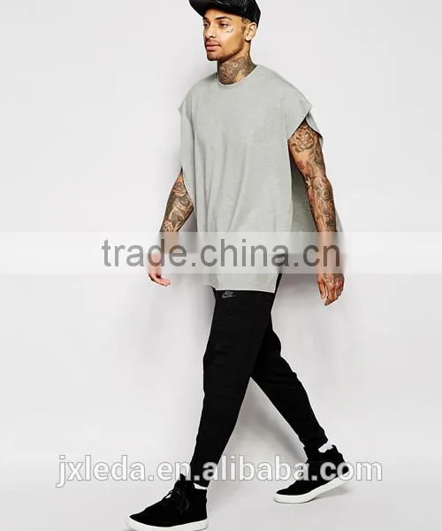 Super Oversized Hip Hop Cape T-shirt, Bulk Plain Cheap High Quality T-shirts Men OEM photo-4
