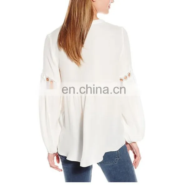 Latest Women Blouse Design Pictures photo-2