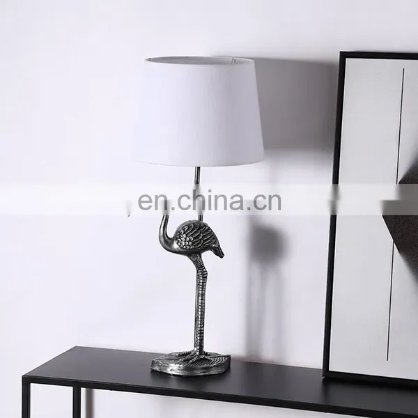 Finely Processed Unique Animal Shape Design Graceful Resin Deck Light Home Decor Table Lamps photo-2