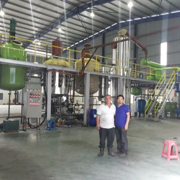 High Recovery Rate Used Engine Oil Purification And Distillation Equipment photo-4