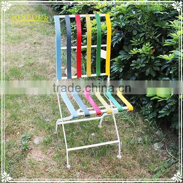 Custom Colorful Metal Patio Furniture Set Table and Chairs for Garden Deco photo-4