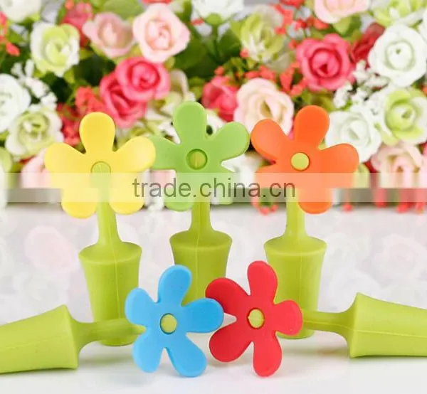 100%food Grade Silicone Material Keep Fresh Unti-dust Airtight Silicone Screw Wine Stopper photo-5
