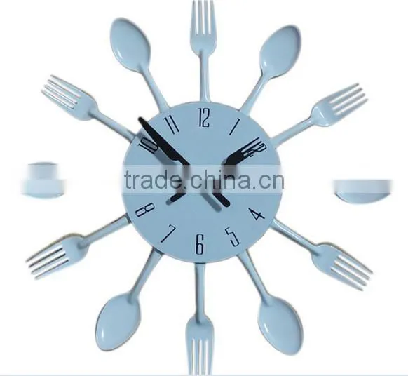 Promotional Creative Gift Cutlery Metal Wall Clock photo-3