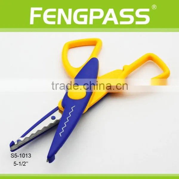 S5-1013 5.5 Inch 2Cr13 Stainless Steel Blade With Colorful Plastic Handle Shape Cutting Scissors photo-4