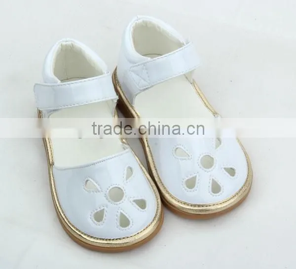 Hot Selling Skidproof Petal Squeaky Toddler Music Notes Shoes photo-4