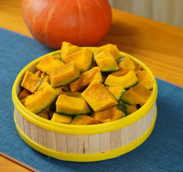 Farm-Grown Chinese Pumpkin Chunks: Vacuum-Packed, Soft & Sweet, Suitable for Baby Food photo-2