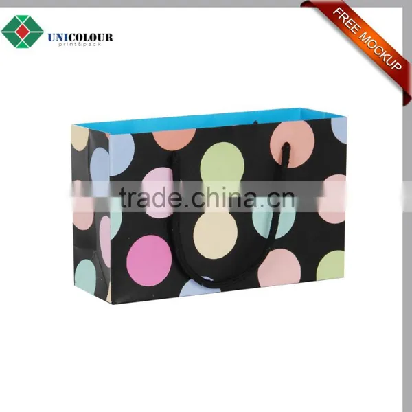 Custom Luxury Printed Fancy Paper Gift Bags Wholesale photo-3
