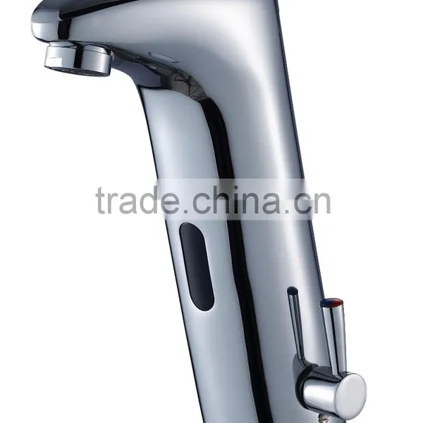 2015 Hot and Cold Sensor Faucet