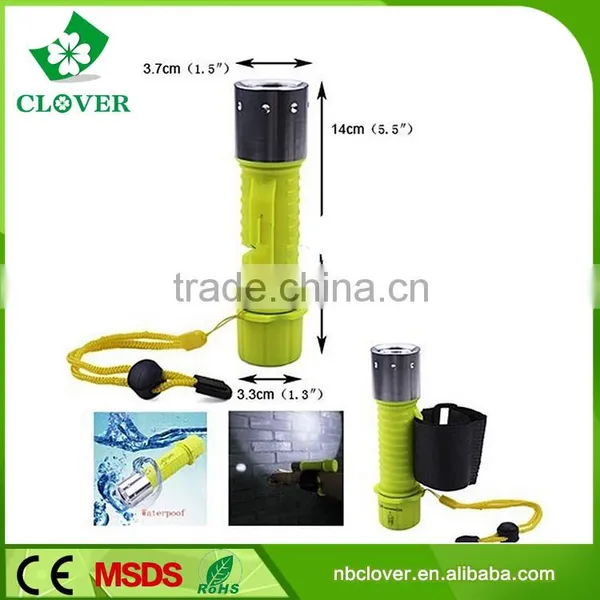 ABS Material 4*AAA Battery 180LM Plastic Waterproof Torch for Diving photo-3