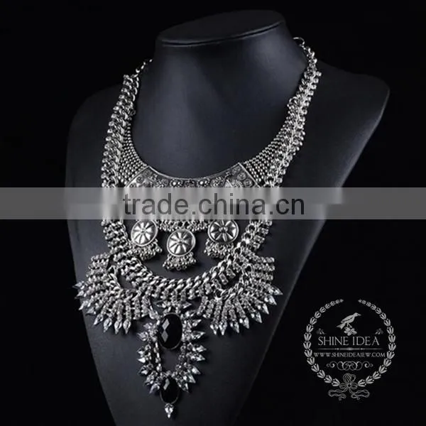 High Quality Vintage Rhinestone Chunky Statement Necklace Tin Alloy Fashion Women Pendant Necklace 6390088 photo-3