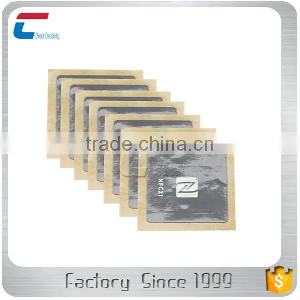 Hot Selling 13.56mhz NFC Disposable Fragile Tag for Wine photo-3