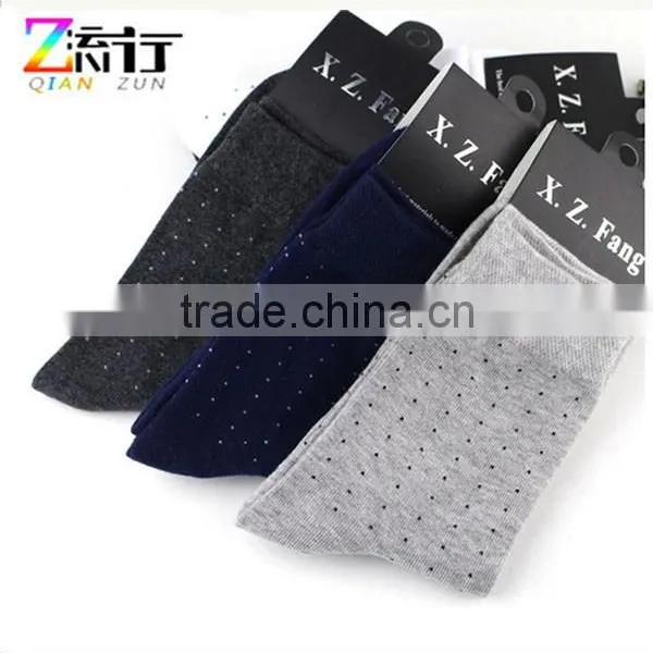 Spring Popular Men's Breathable Sports Socks / Absorb Sweat Elastic Sock For Men photo-3