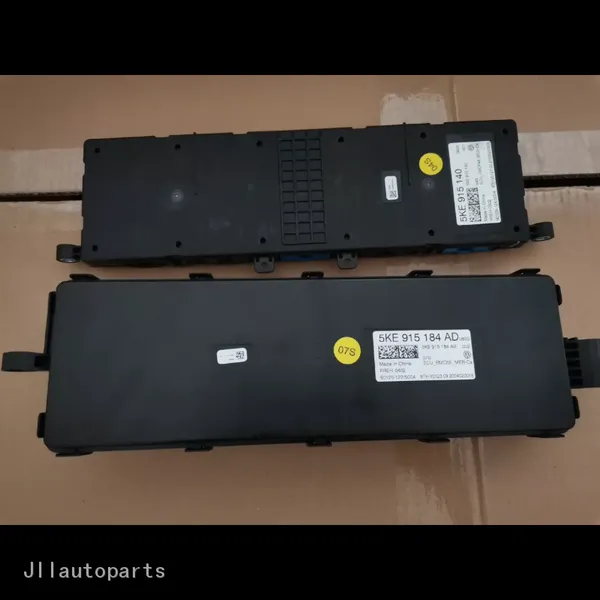 5KE 915 140 Battery Controller for ID4 ID6