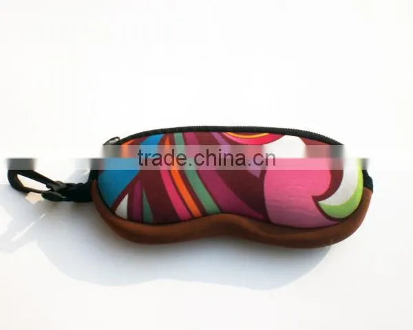 2016 New Cut Cheap Neoprene Glasses Case photo-5