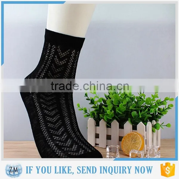 Round Collar Girl White Socks for Ladies photo-4