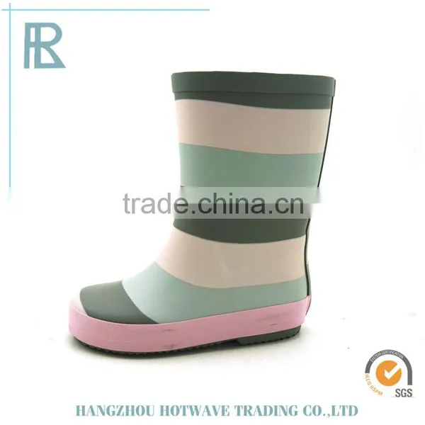 Multicolor Excellent Quality Lightweight Rain Boots For Kids photo-3
