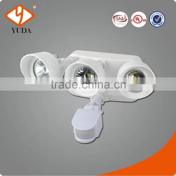 Triple Heads 36W 2700-6500K Die-cast Aluminum LED Security Flood Light photo-2