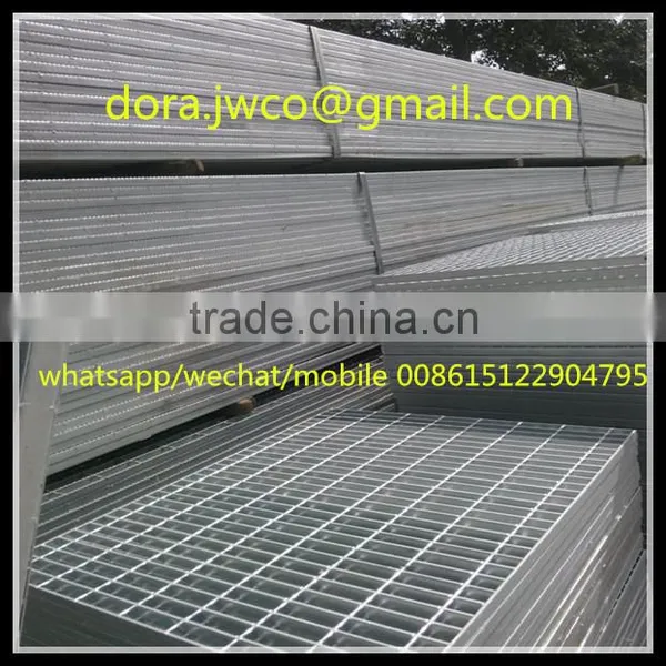 Hebei Jiuwang Hot Dip Galvanized 35x5 Metal Grating photo-4