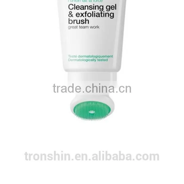 Soft Food Grade Light Pink Silicone Face Cleaning and Clearing Brush photo-2