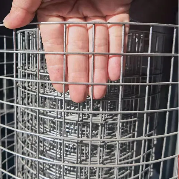Galvanized Welded Mesh Standard Compliant 2.5mm Wire 75x75mm Sheet 1.2m x 2.4m Factory Direct photo-3