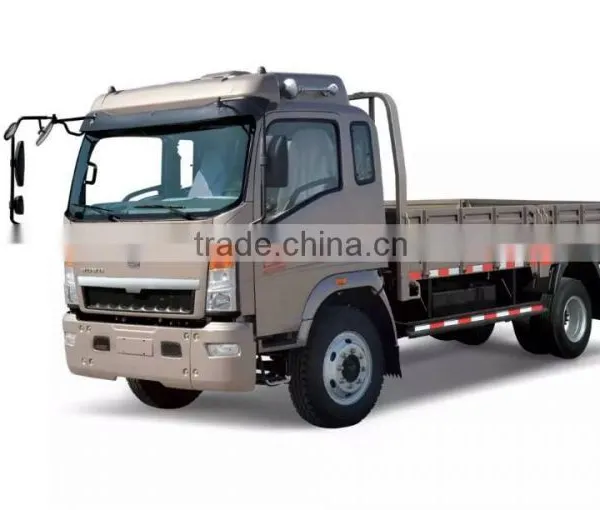 2015 New Style 4*2 Howo Light Cargo Truck for Sale Made in China