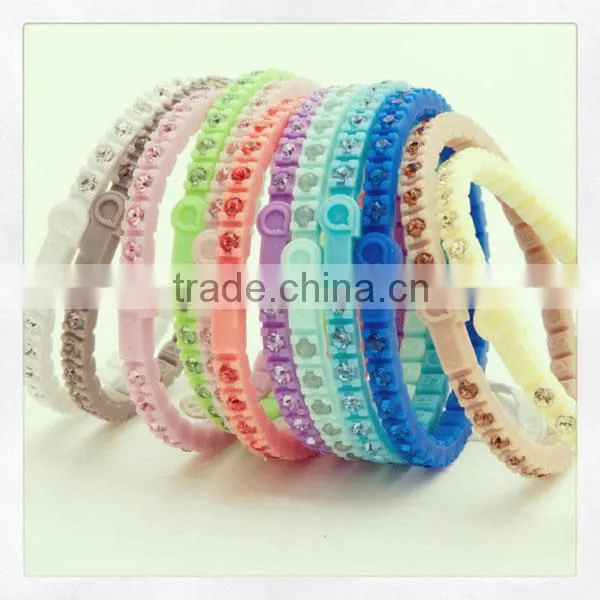 Silicone Diamond Bracelet Rubber Wristband Customized Jewelry Band photo-5