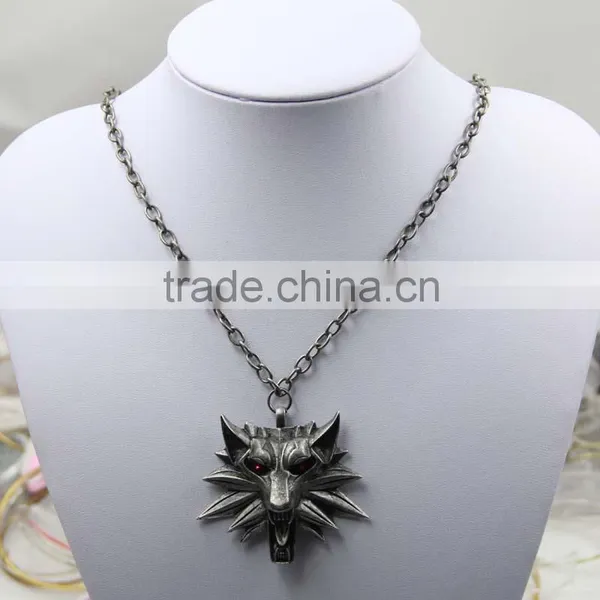 Hot Sale Game Retro Jewelry The Witcher 3 Wolf Head Red Eye Pendant Necklace photo-2