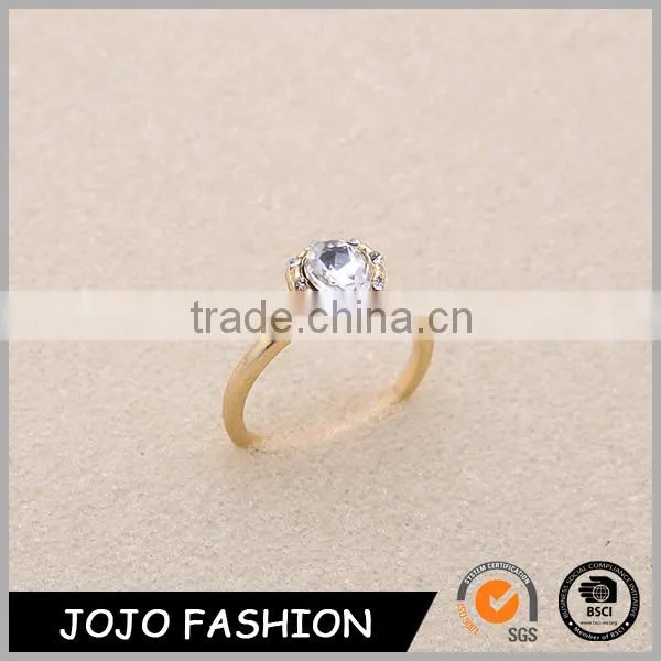 Wholesale Gold Rhinestone Glass Jewelry Heart Design Crystal Rings for Engagement