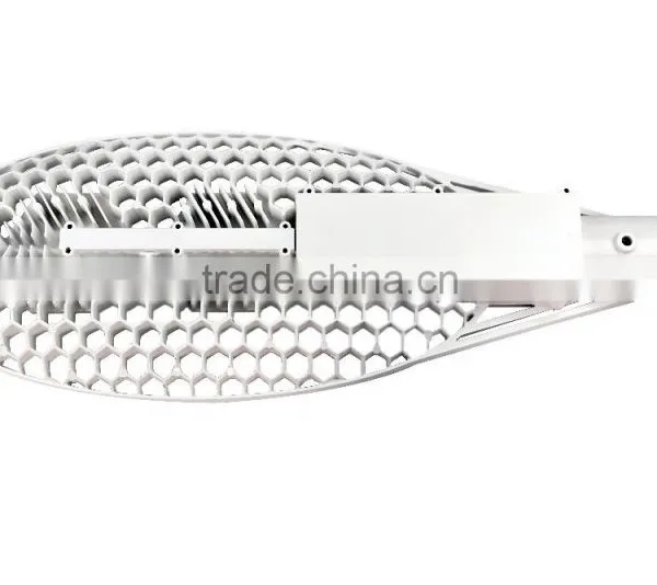 2016 China High-end 100W 120W 140W 160W LED Street Lamp Housing photo-3