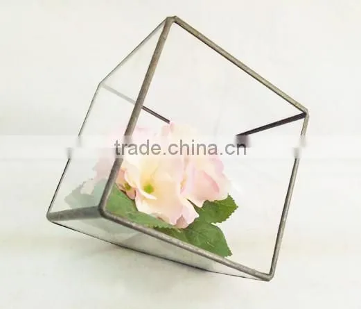 Geometric Glass Terrarium for Flower Decor photo-3