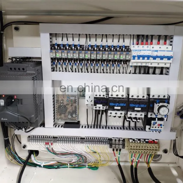 Full Automatic Facial Tissue Paper Folding Machine Manufacturer photo-5