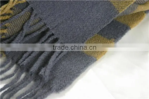 Tassel Design Throw photo-6