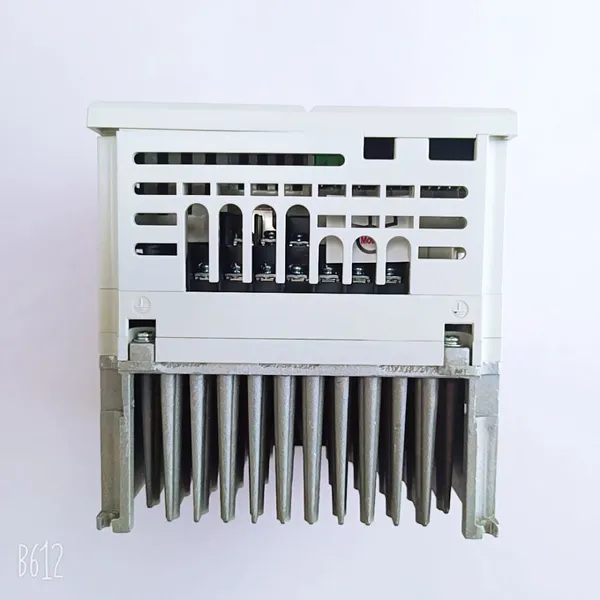 LS C100 Inverter LSLV0037C100-2NS LS Inverter New Genuine Converter Inversor Original Brand New LS photo-5