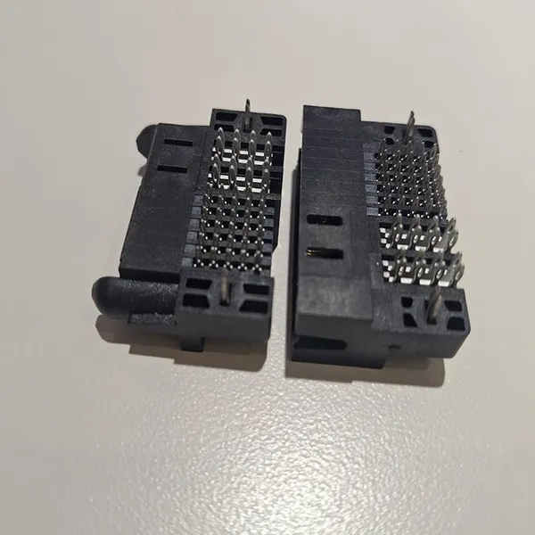 AC/DC Power Distribution Amphenol Fci Pwrblade 2pin Rectifier Module Power Blade Connector for Communication Network photo-3