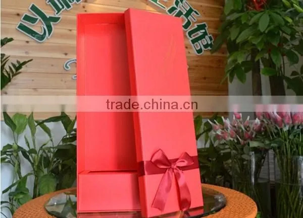 Fashionable Red Gift Box Packaging for Flower photo-2