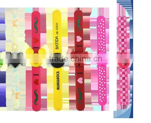 2016 Promotional Custom Shape Silicone Snap Watches Band for Youth photo-6
